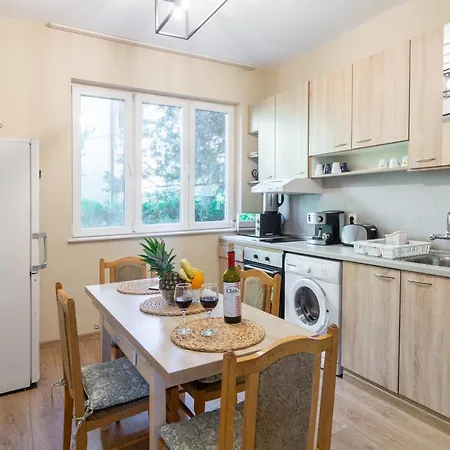 Apartman Madrid 90 Sq M 2bdr W Parking Spot Near Metro, Serdika Mall *