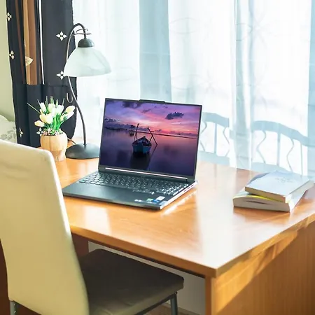 Madrid 90 Sq M 2bdr W Parking Spot Near Metro, Serdika Mall Lejlighed *