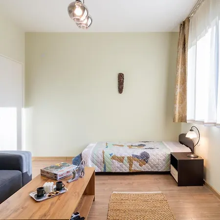 Madrid 90 Sq M 2bdr W Parking Spot Near Metro, Serdika Mall Lägenhet Sofia