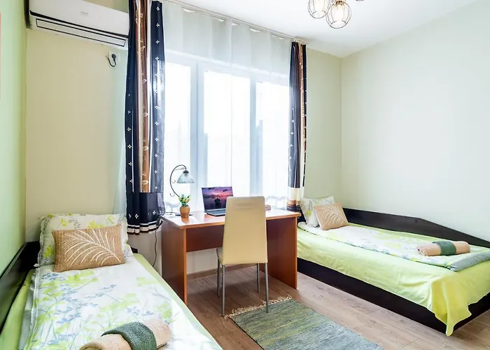 Madrid 90 Sq M 2bdr W Parking Spot Near Metro, Serdika Mall * Σόφια