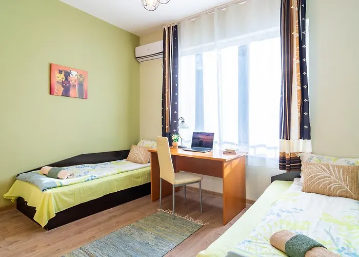 Madrid 90 Sq M 2bdr W Parking Spot Near Metro, Serdika Mall Διαμέρισμα Σόφια