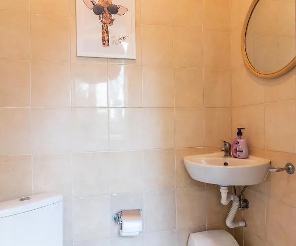 Madrid 90 Sq M 2bdr W Parking Spot Near Metro, Serdika Mall Διαμέρισμα Σόφια